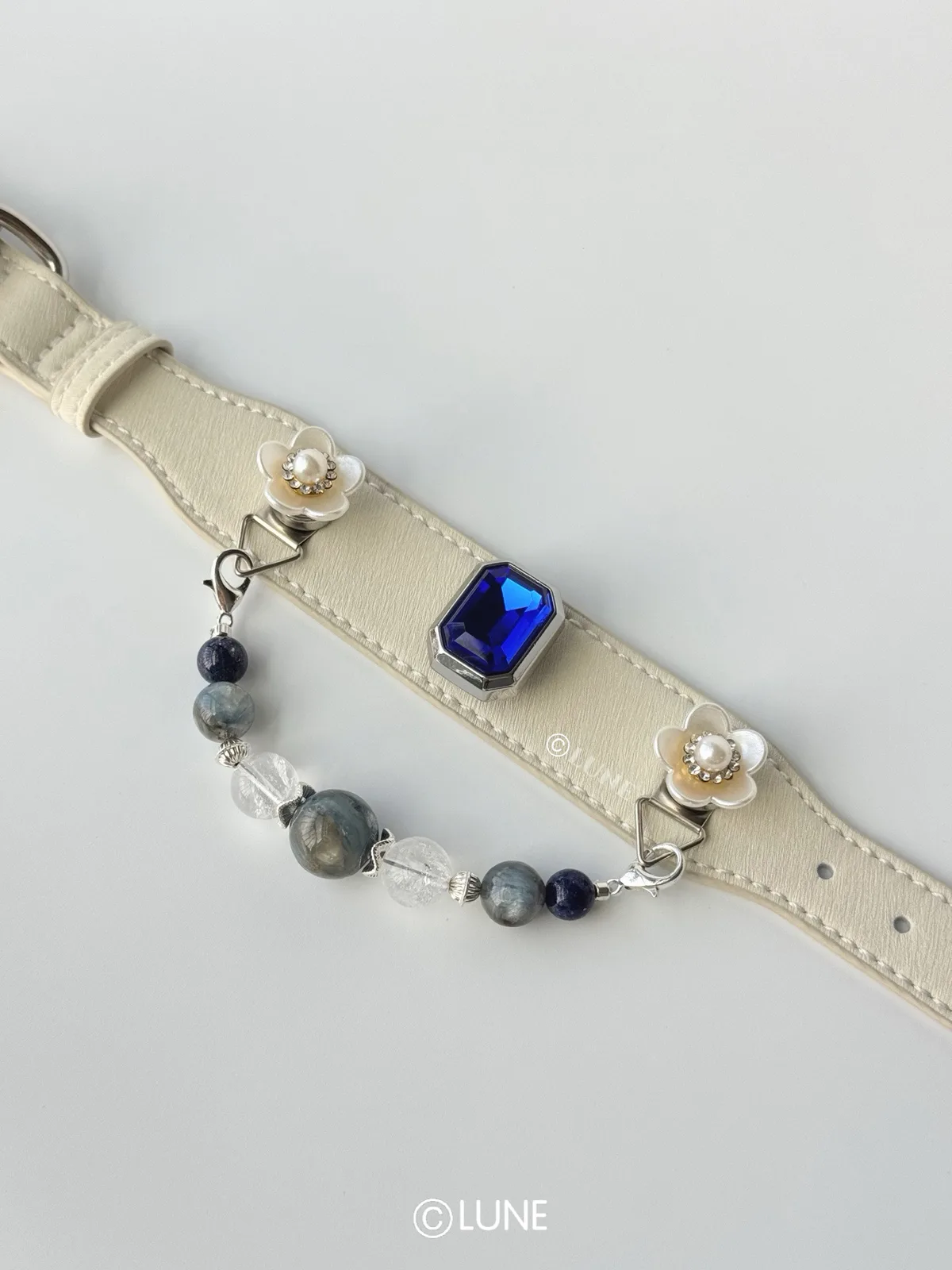 Sapphire Frost · A gemstone crystal series signature jewelry pet collar, product view 1