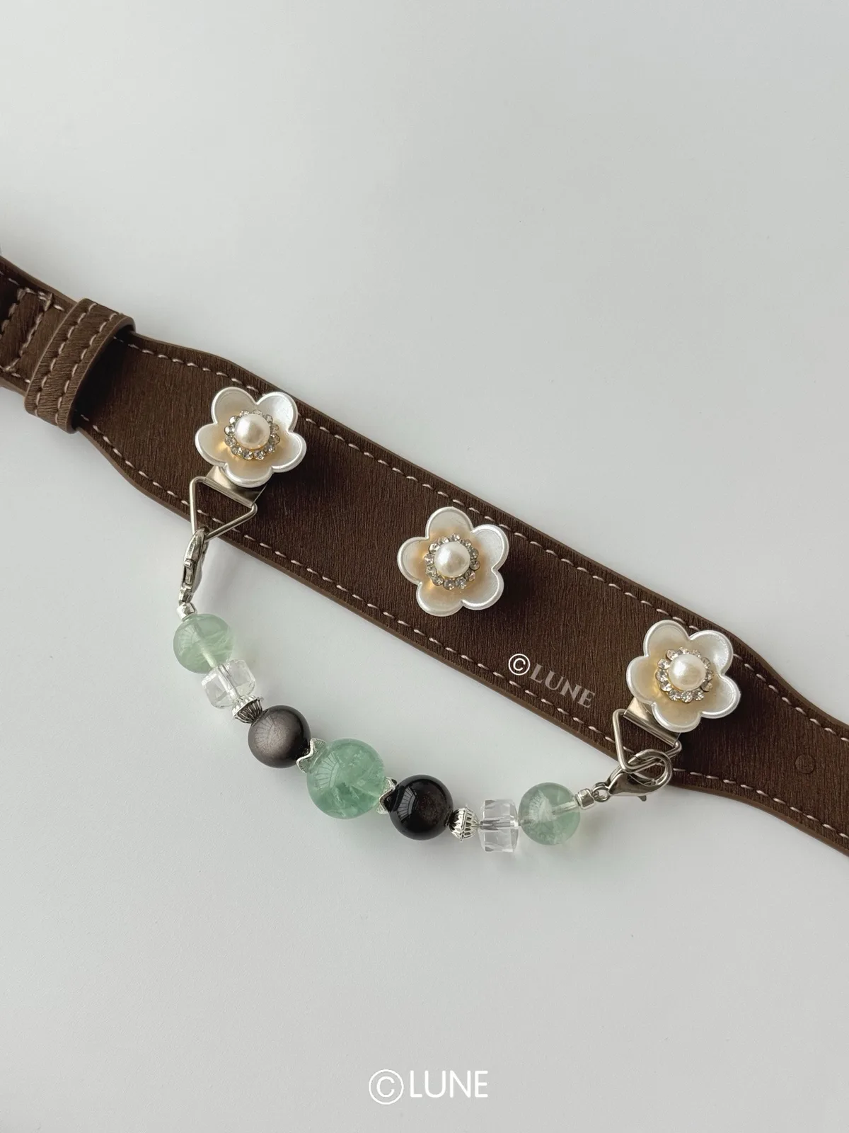 Verdant Prism · A gemstone crystal series signature jewelry pet collar, product view 1